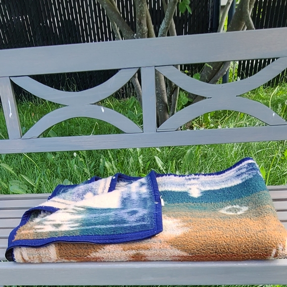 Biederlack Cuddle blanket/throw - Picture 3 of 9